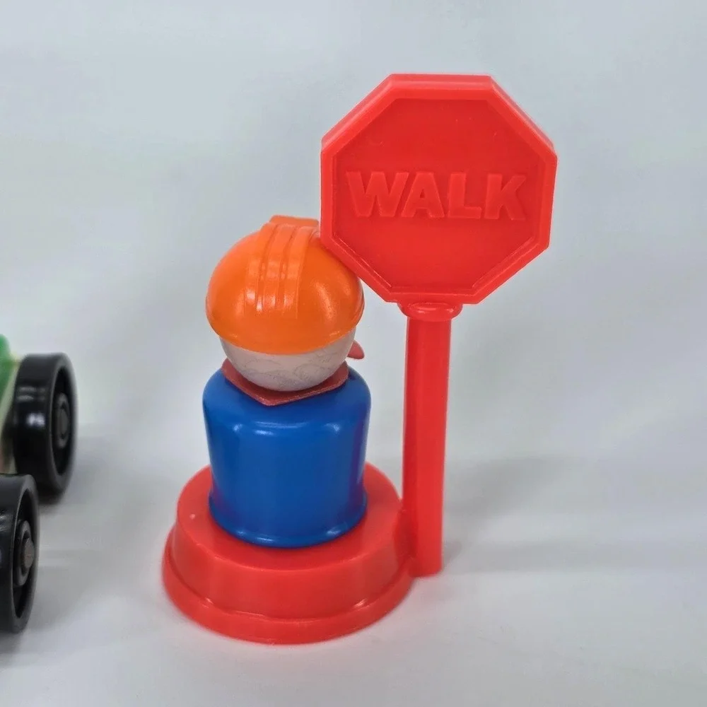 Vintage Fisher Price Little People‎ Gas Car Red Yellow Green Blue Stop Walk Sign
